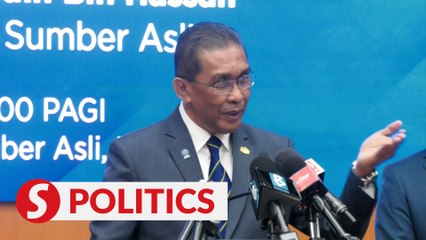 There is no ‘clawing’ between Umno and PAS, says Takiyuddin