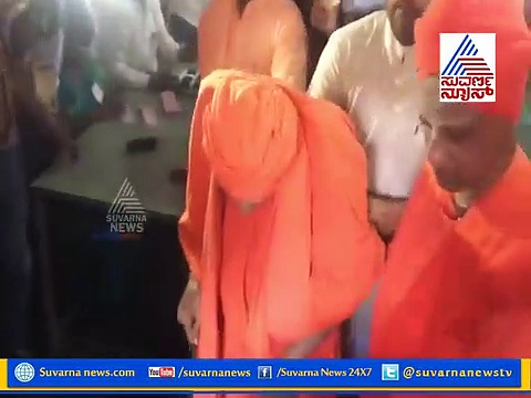 ಸಿದ್ದಗಂಗಾ  ಶ್ರೀಗಳಿಂದ ಮತದಾನ