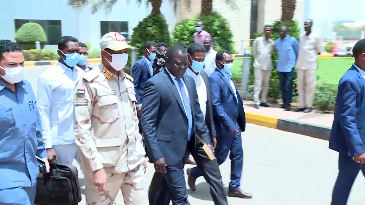 انطلاق الحوار في السودان وسط شكوك في الوصول لحل الأزمة السياسية