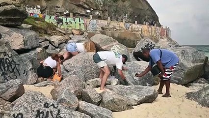 'Abraço' gigante em Copacabana