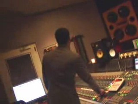 Ryan Leslie fabrique Sometimes