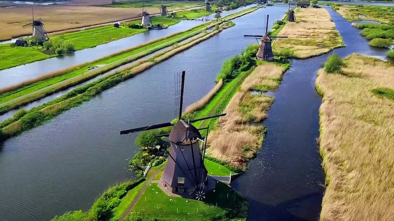 DESA WISATA KINDERDIJK BELANDA