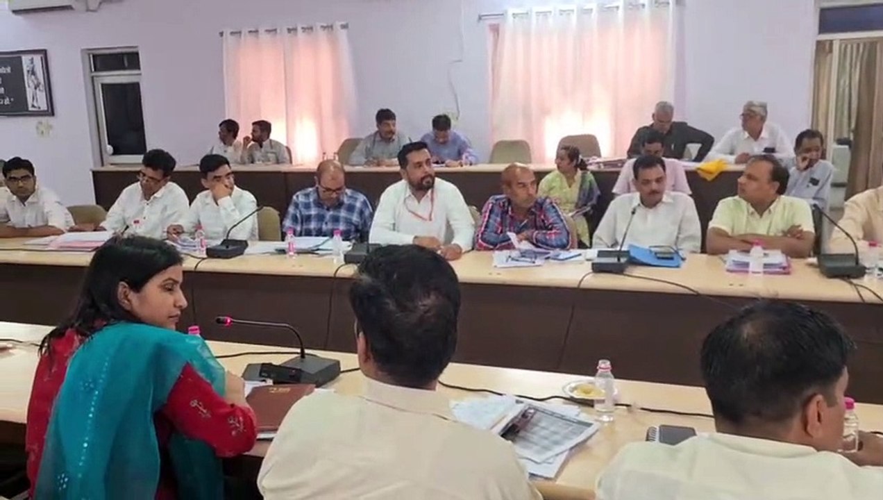 Bhilwara news:  मुफ्त बिजली के चक्कर में कोई डब...