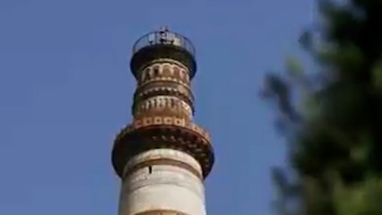 Qutub Minar Case Update: Tourists reach the historic monument as usual | ABP News