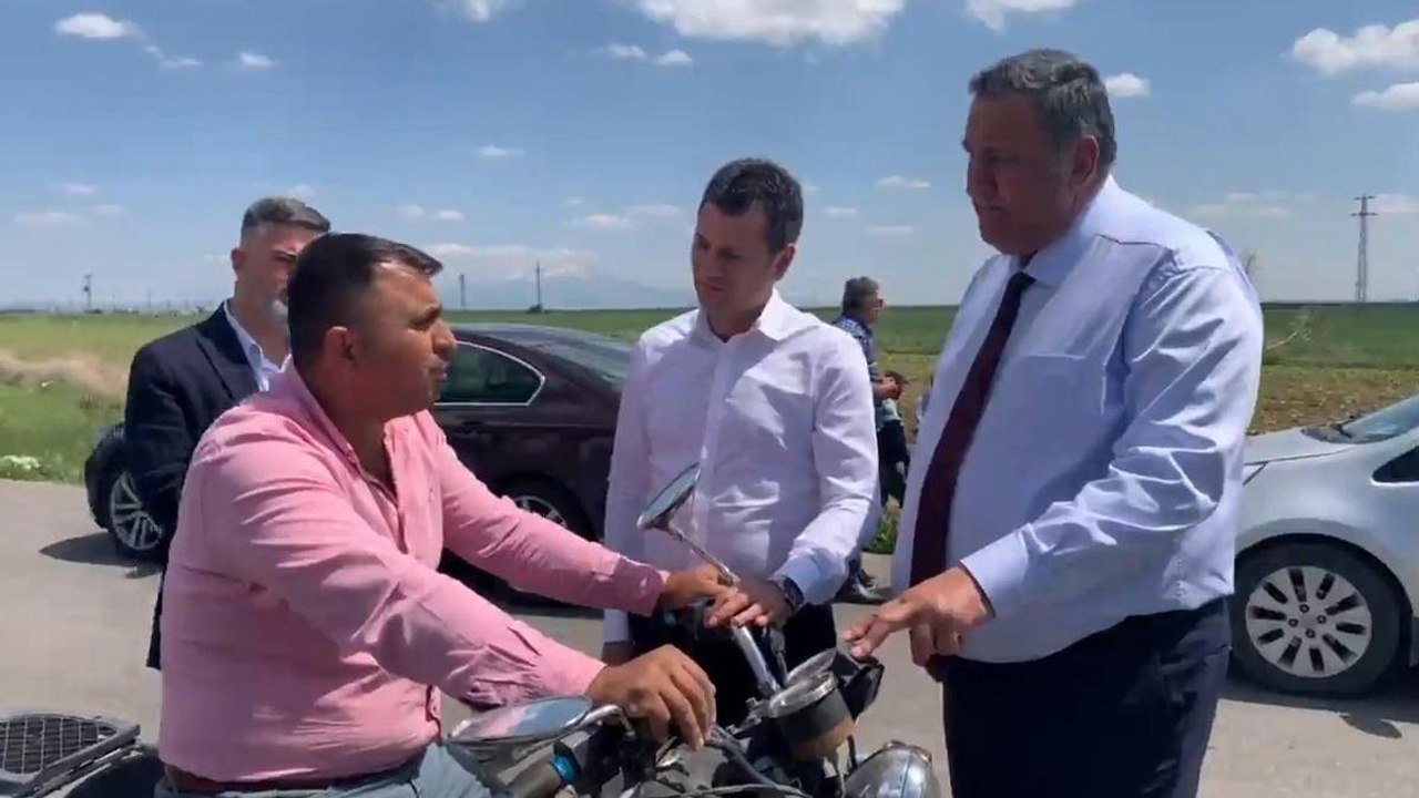 "Ben Ak Partiliyim ama durumdan hiç memnun değilim"