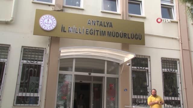 Kur'an-ı Kerim'e tekme atma olayına karışan 3 öğrenci, İl Milli Eğitim Müdürlüğü Öğrenci Disiplin Kurulu'nda