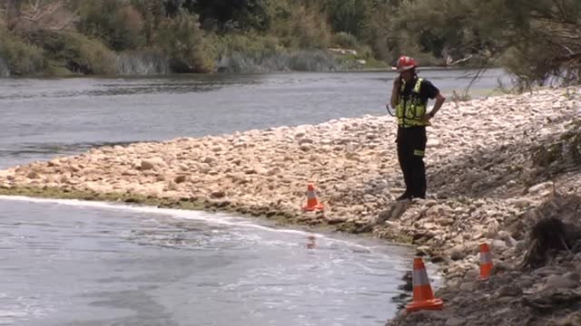 Localizan el cadáver del niño desaparecido cuando se bañaba en el Ebro