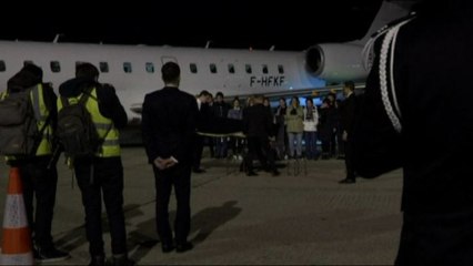 Ucraina, rimpatriate a Parigi le spoglie del reporter francese