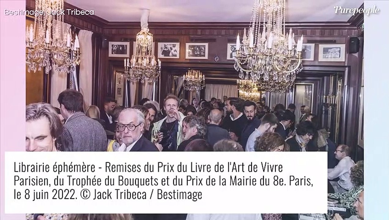 Line Papin : L'ex de Marc Lavoine rayonnante aux côtés de Macha Méril et Mireille Dumas