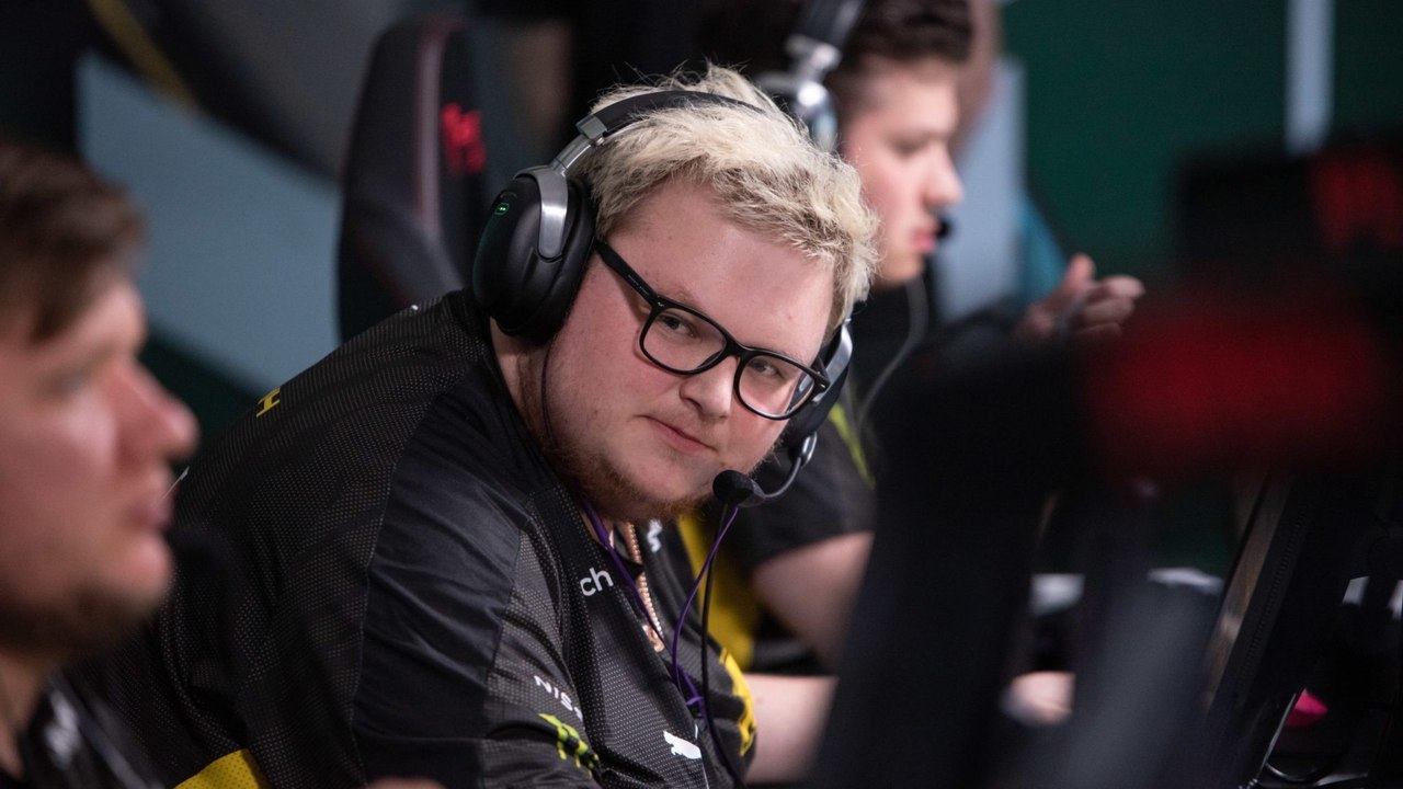 CS:GO World Champion's Ex-Wife Allegedly Leaks Drug-Snorting Video!