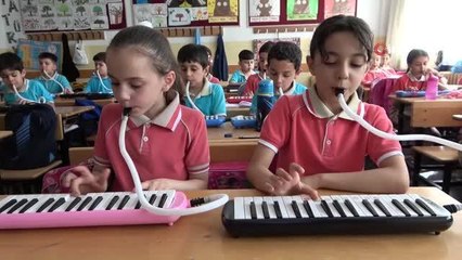 Her şey bir örgü ile başladı