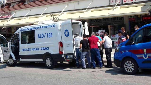 Side'de tatil yapan Belçikalı turist kaldığı otel odasında ölü bulundu