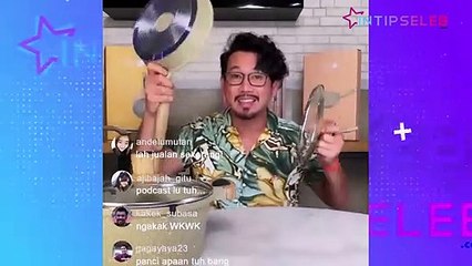 Netizen Suruh Tutup Podcast, Kini Denny Sumargo Jualan Panci