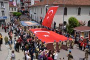 95 kilometrelik 'Atatürk ve İstiklal Yolu Yürüyüşü'ne komandolar da katıldı