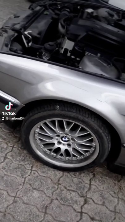 V8 Bmw 740i e38