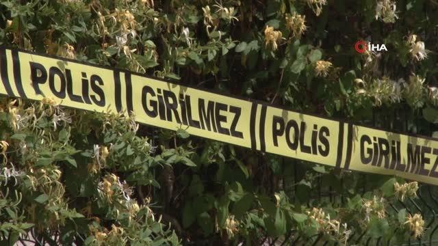 Sağanak yağış, Çankaya'yı vurdu: 3 araç yıkılan istinat duvarının altında kaldı