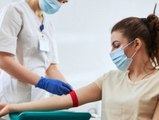 Richtige Vorbereitung: Das musst du vor der ersten Blutspende wissen