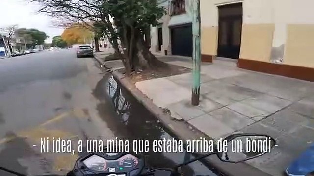 Un motard rattrape un voleur de téléphone pour le rendre à son propriétaire