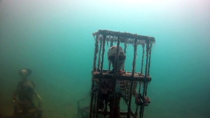 Un cimetière sous-marin assez inquiétant