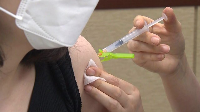 우수한 개량 백신 나오면 적극 도입...4차 접종은 유행상황 보고 / YTN