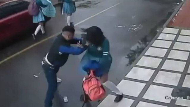 En video: Así opera una banda dedicada a robar estudiantes en vehículos de alta gama