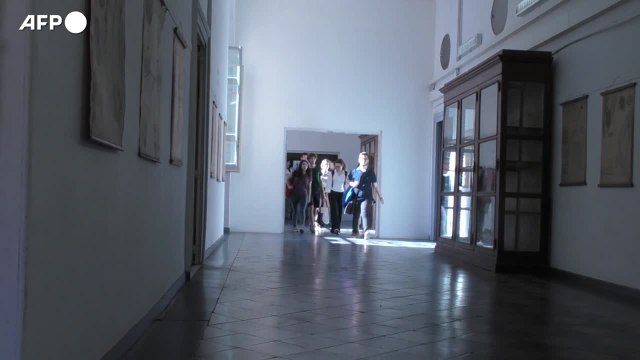 Maturita' con la mascherina tranne che alla prova orale