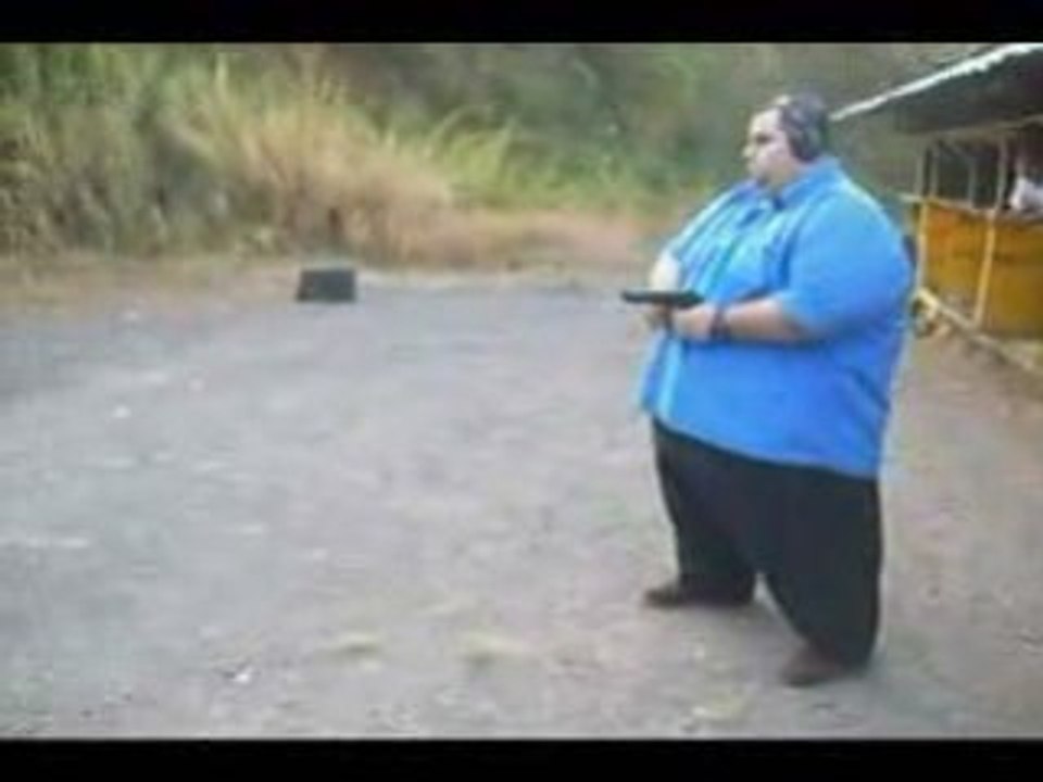 Fat guy small gun dans la catégorie Inclassable