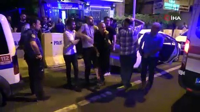 Polis merkezi önünde silahlı saldırı: 2 yaralı