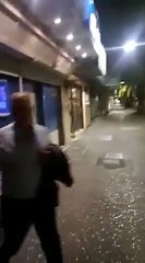 Casimiro Curbelo sale de un karaoke de la Avenida de Anaga en Santa Cruz de Tenerife