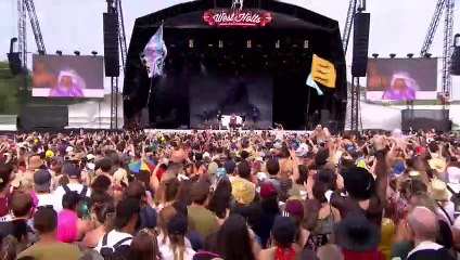 Lizzo chante "Truth Hurts" à Glastonbury