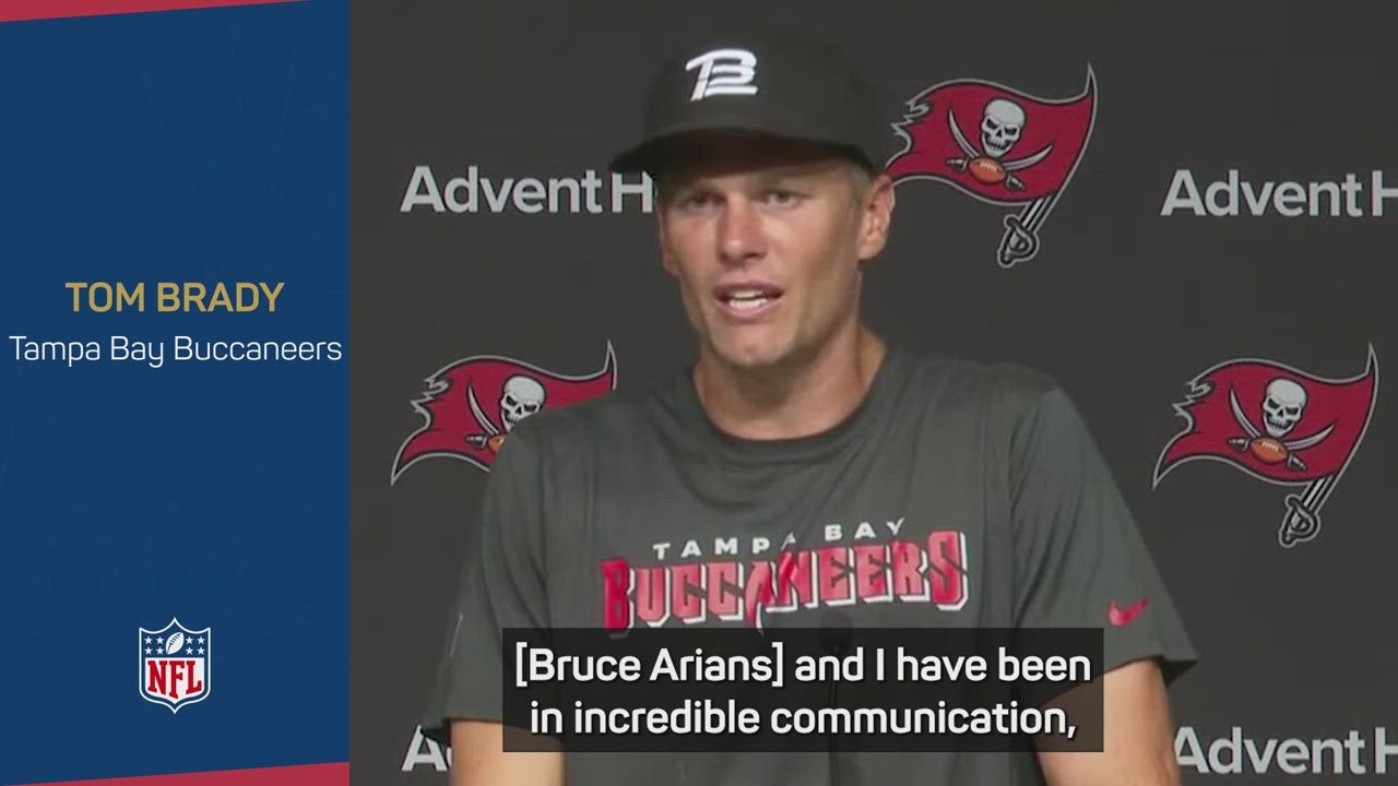Brady denies rift with Arians