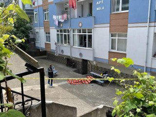 Pencereden düşen kadın öldü