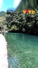 Xuyến xao với dòng chảy xanh ngọc bích đẹp nao lòng ở vùng đầu nguồn Việt Nam