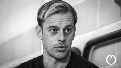 Entrevista N&B al futbolista Javi Lara