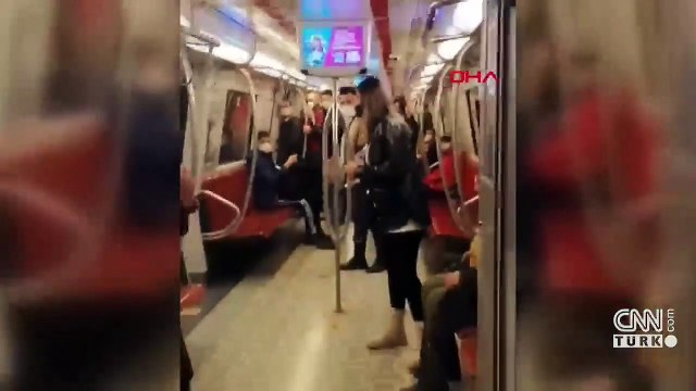 Metrodaki bıçaklı saldırgana tahliye