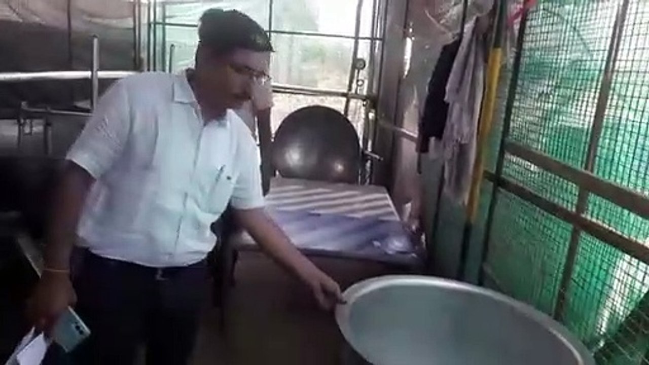 शुद्ध के लिए युद्ध शुरू, पहले दिन लिए चार सैंपल