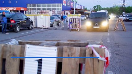 Önkéntes sofőrök mentik az embereket Szeverodonyeckből