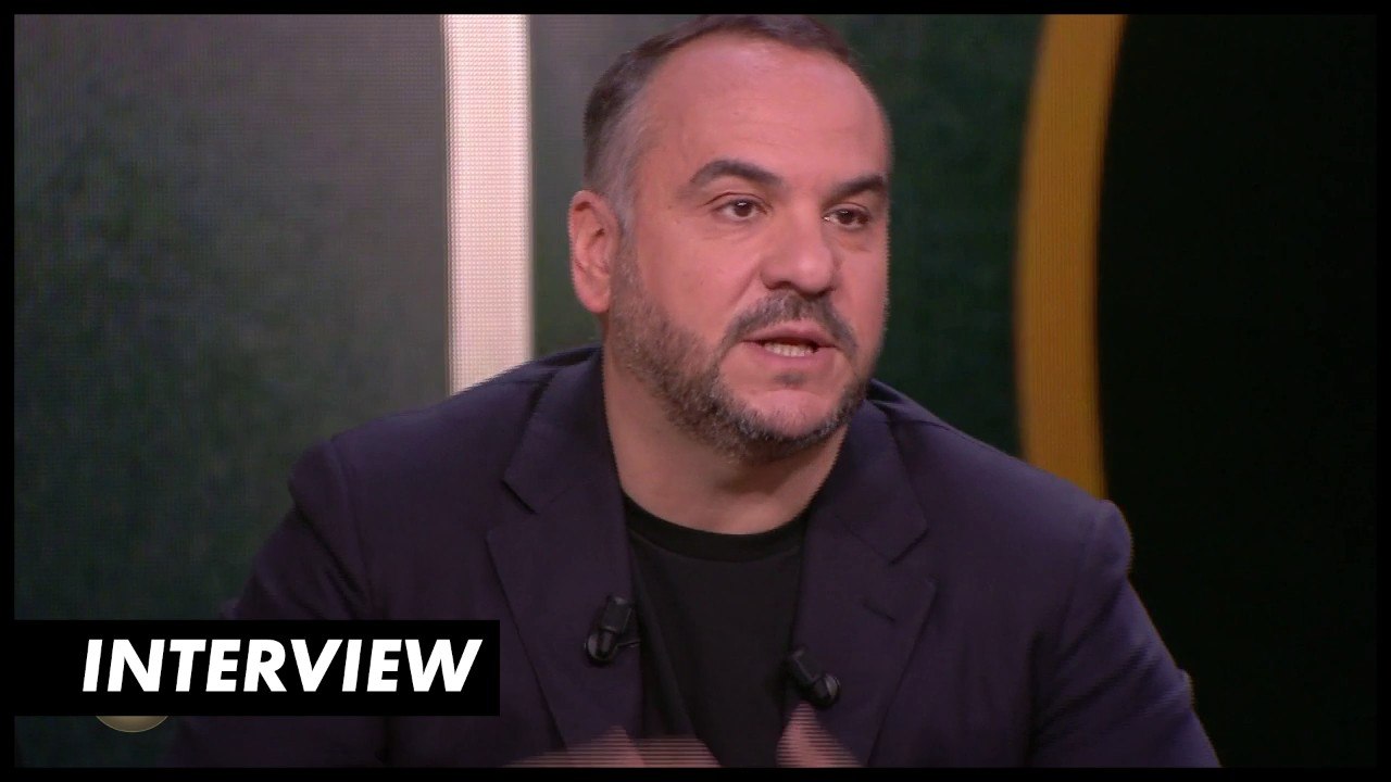 Stefi Celma, François Xavier-Demaison et Stéphane De Groodt - Champagne !