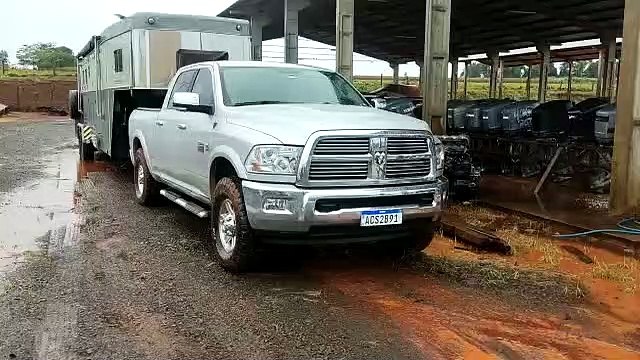 Parte dos veículos apreendidos pela PF na Operação Capital