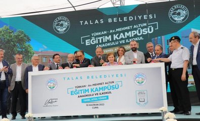 Yüksekova'ya ilkokul yaptıran Kayserili hayırsevere öğrencilerden sürpriz ziyaret