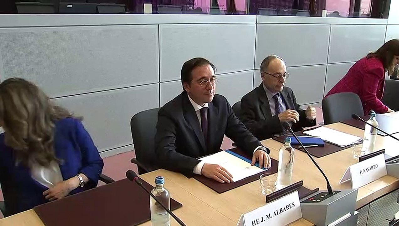 Albares defiende la vía diplomática con Argelia tras lograr respaldo de la UE