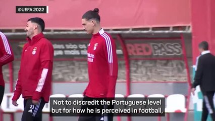 Liverpool target Nunez 'a combination of Suarez and Cavani'