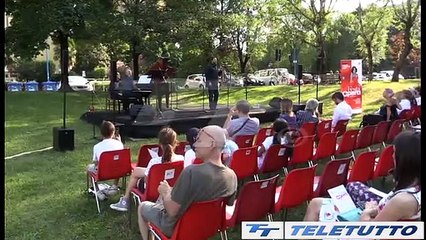 下载视频: Video News - FESTA DELL'OPERA IN ANTEPRIMA