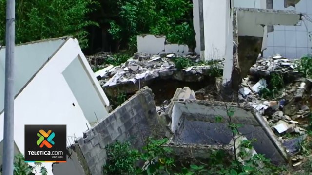 tn7-desalojo-urbanizacion-100622