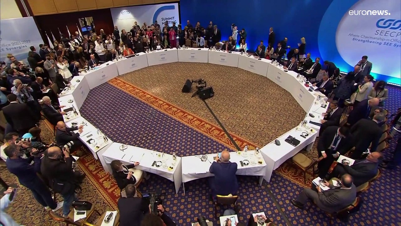 Саммит стран Юго-Восточной Европы осудил вторже...