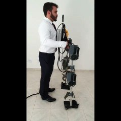 Estudante universitário cria exoesqueleto mecânico para pessoas com deficiência
