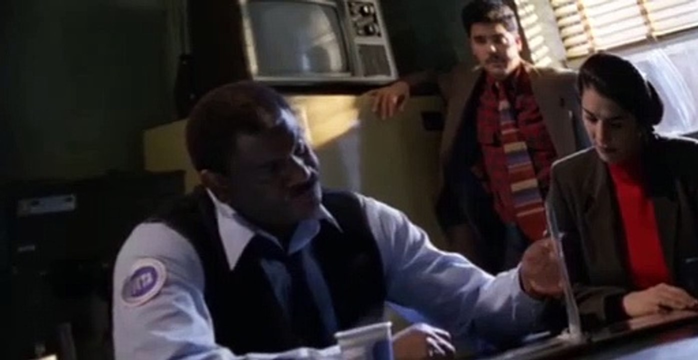 NYPD Blue S02 E13
