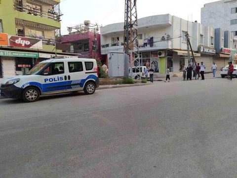 Adana'da kuzeni tarafından tabancayla başından vurulan kişi ağır yaralandı