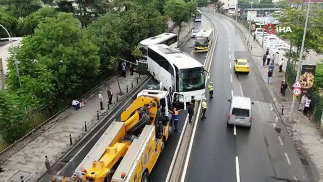 İstanbul'da büyük kaza! İETT otobüsü ile 2 tur otobüsü çarpıştı