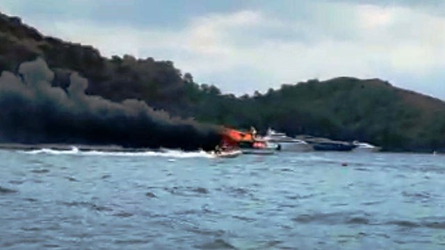 Lüks yat alev alev yandı